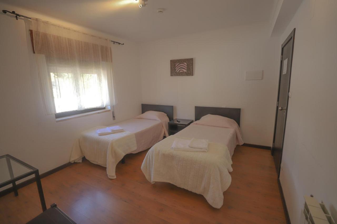 Resedencial Centro Bed and Breakfast Vimioso Buitenkant foto