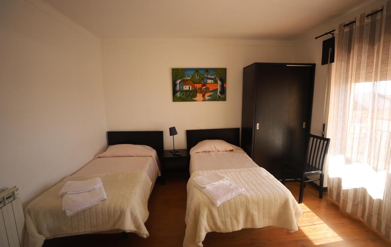 Resedencial Centro Bed and Breakfast Vimioso Buitenkant foto